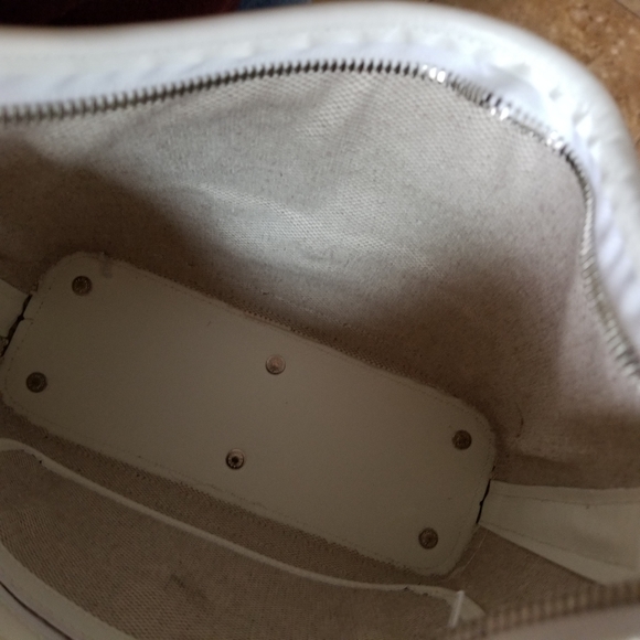 NWT Dooney Bourke "Tony" Shoulder Bag - Picture 7 of 8